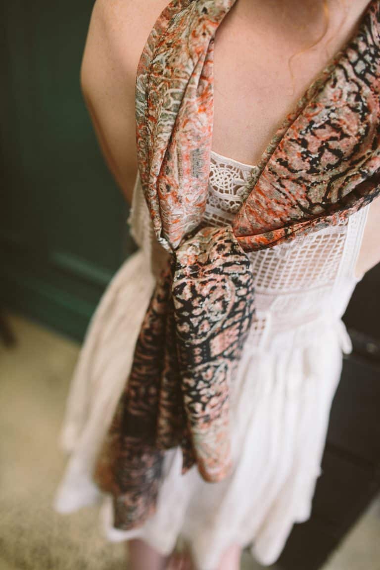 Foto Fabrique Pink & Black Silk Scarf
