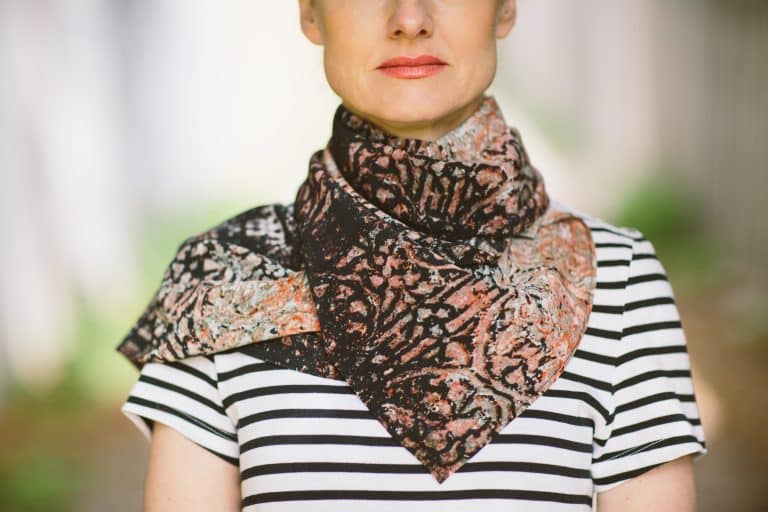 Scarves Scarf, women's scarfs online Foto Fabrique Pink & Black Silk Scarf