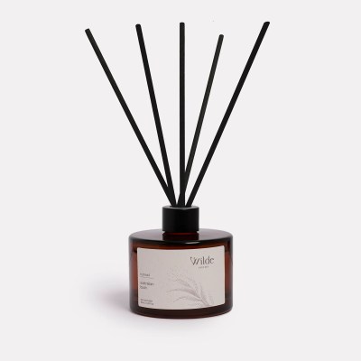 Wilde Aroma Australian bush diffuser with reeds.