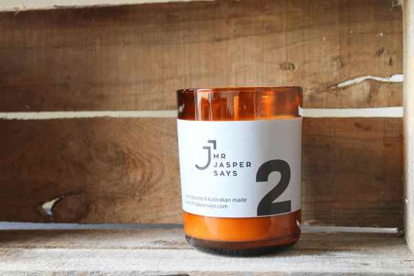 Discover our captivating range of candles at Kouwi.com, perfect for enhancing any space or as a thoughtful gift for him