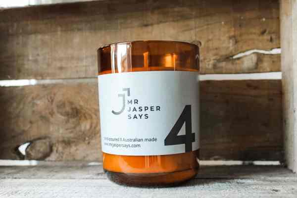 Discover our captivating range of candles at Kouwi.com, perfect for enhancing any space or as a thoughtful gift for him