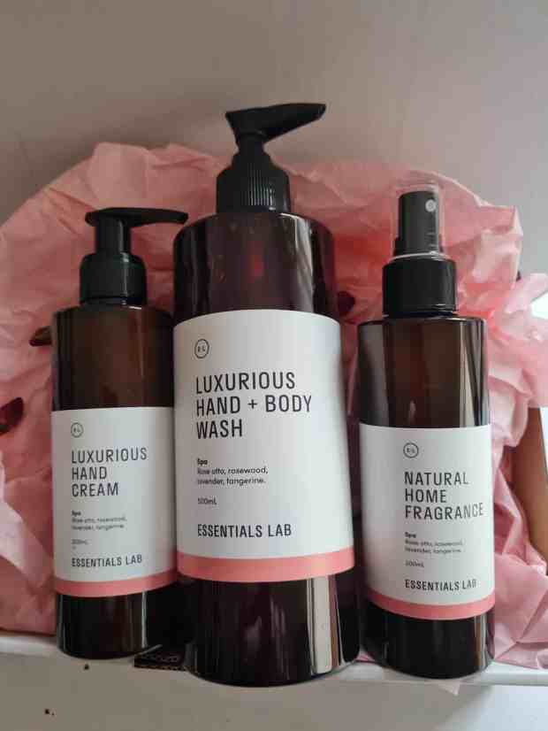 20210806_150455_530x@2x The Essential Lab Spa Pamper Pack