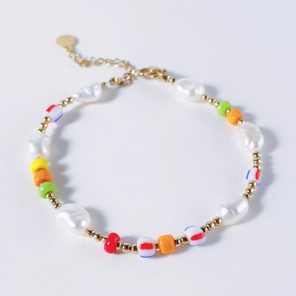 Women’s Boho Pearls Bracelet