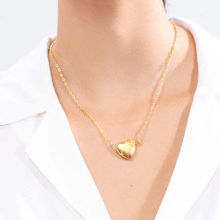 Women’s Gift Idea Gold Heart Locket Necklace