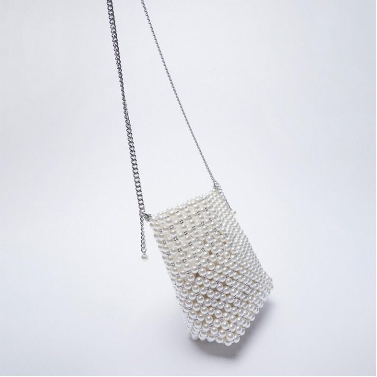 The Pearl Beaded Mini Bag 3 jQuery(document).ready(function($) { // Target the Products page if($('body').hasClass('edit-php') && $('body').hasClass('post-type-product')) { $("th.column-admin_commission").css( 'width', '10%' ); } });