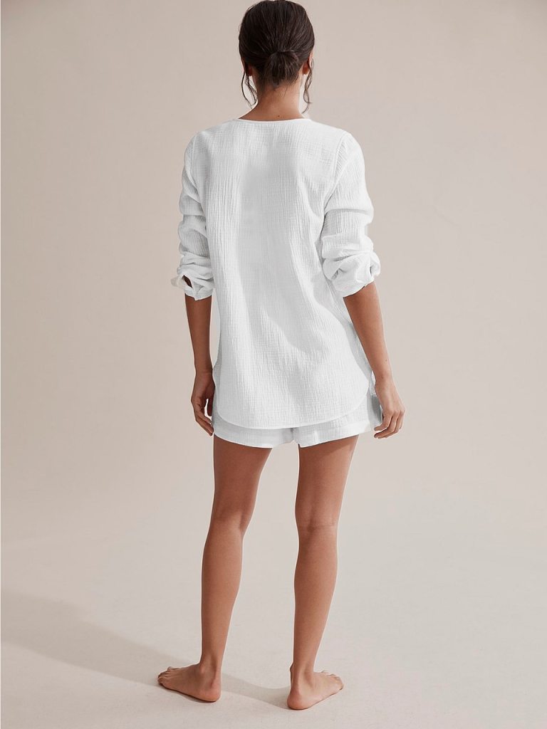 The low tide relaxed shorts & shirt set. 3 The low tide relaxed shorts & shirt set. 3
