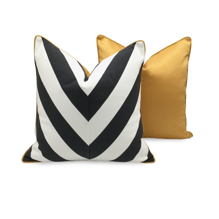 Modern Ivory Black Geometric Wave Cushion Modern Ivory Black Geometric Wave Cushion