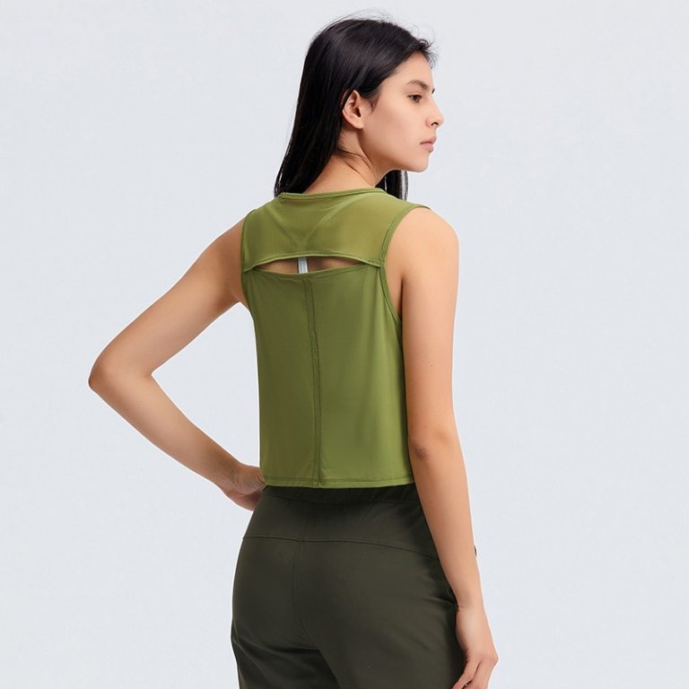 Haute Cut out Crop 3