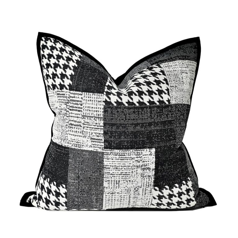 Luxury Vintage Black Chenille Houndstooth Cushion Luxury Vintage Black Chenille Houndstooth Cushion