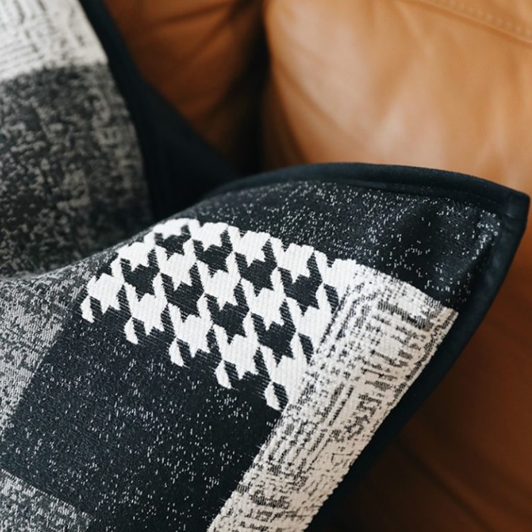 DUNXDECO Cushion Cover Decorative Pillow Case Luxury Vintage Black Chenille Houndstooth Jacquard Art Coussin Sofa Bedding Decor 5 DUNXDECO Cushion Cover Decorative Pillow Case Luxury Vintage Black Chenille Houndstooth Jacquard Art Coussin Sofa Bedding Decor 5