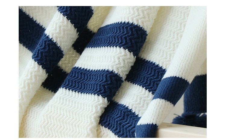 New Nordic Blue Plaids Casual Knitted Blankets with ball koc narzuta cobertor for Beds Sofa Cover Decoration Throw 130*160cm 4