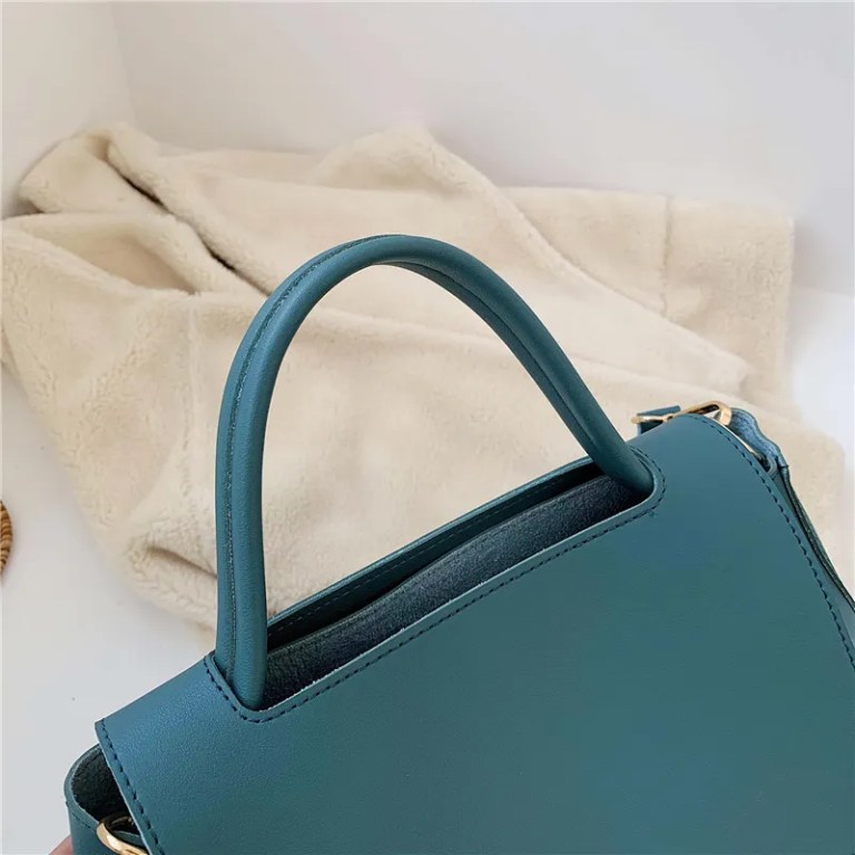 Women’s Casual Big Square Stylish Leather Handbag Women’s Casual Big Square Stylish Leather Handbag