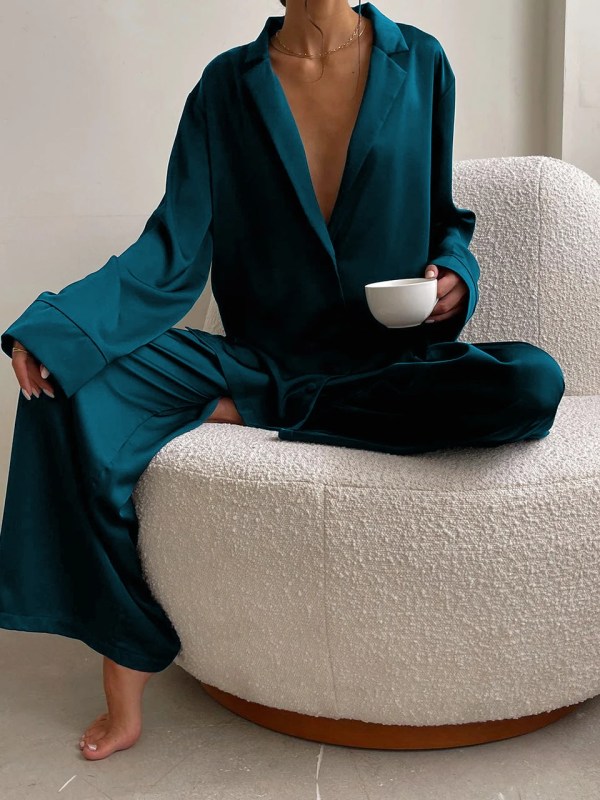Womens Satin Loose Pajama Loungewear Single Breasted Set Womens Satin Loose Pajama Loungewear Single Breasted Set