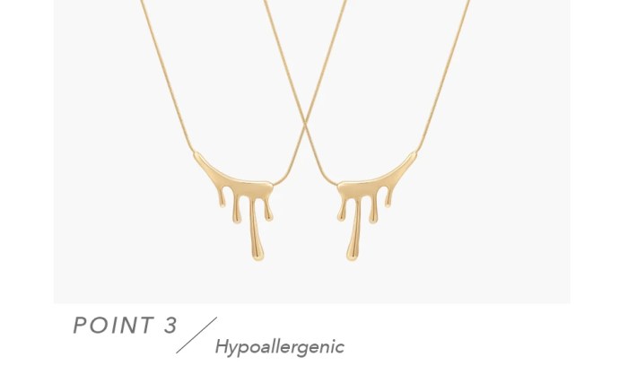 Necklace Pendant Paint Drip Shape for Women in Gold Necklace Pendant Paint Drip Shape for Women in Gold