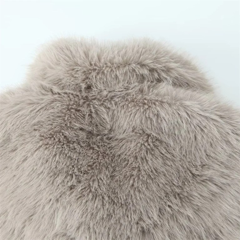 Women’s Casual Retro Solid Flip Collar Artificial Fur Warm Coat