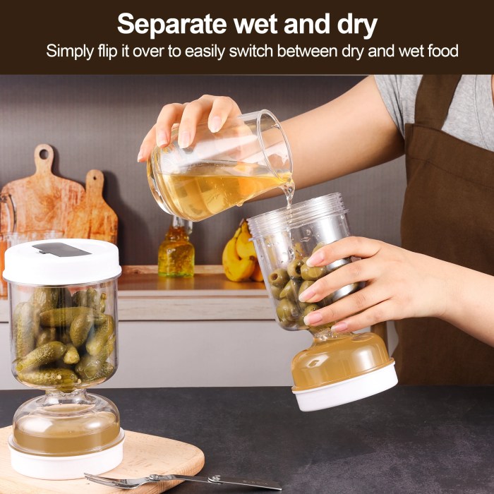Flip Pickle Jar in White