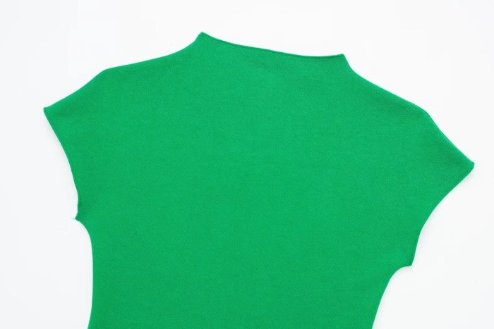 Womens Green Stretch Knit Knee Length Midi Slim Fit Womens Green Stretch Knit Knee Length Midi Slim Fit