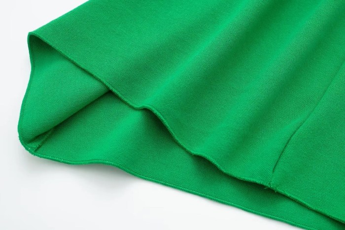 Womens Green Stretch Knit Knee Length Midi Slim Fit Womens Green Stretch Knit Knee Length Midi Slim Fit