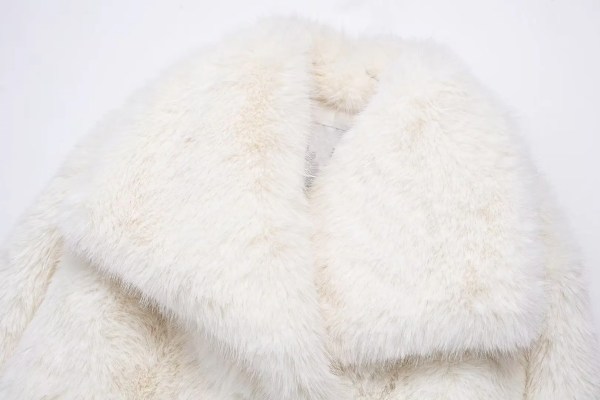 Womens Thick Warm Winter Faux Fur Vintage Long Sleeve Coat White Womens Thick Warm Winter Faux Fur Vintage Long Sleeve Coat White