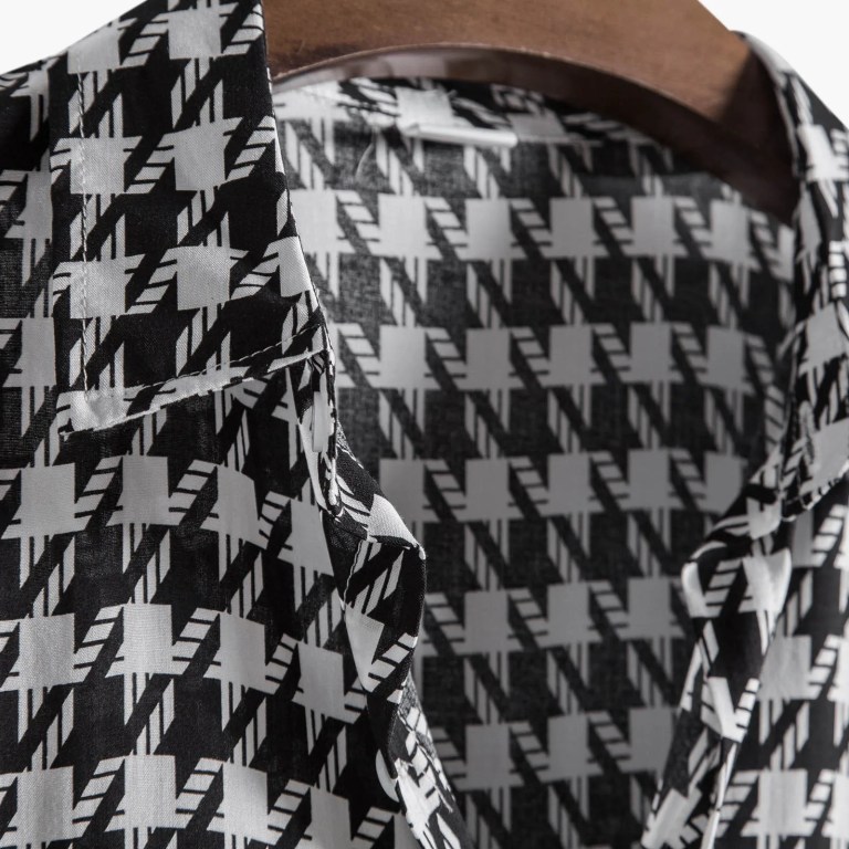 Summer Cotton Blend Men’s Houndstooth Plaid Short Sleeve Shirt – Streetwear Fashion Summer Cotton Blend Men’s Houndstooth Plaid Short Sleeve Shirt – Streetwear Fashion