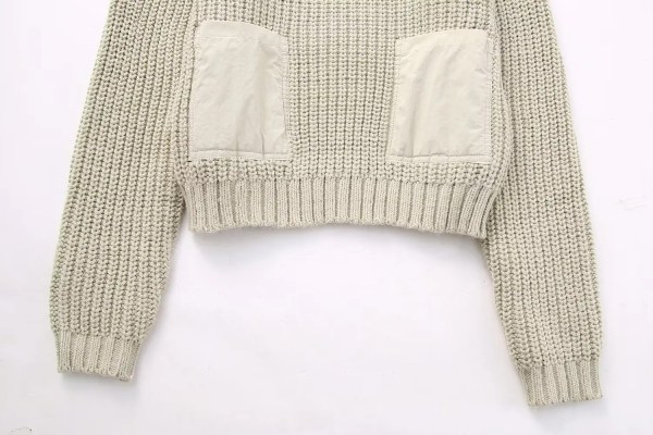 Women’s Army Inspo Short Knit Ivory Round neck jumper with side pockets