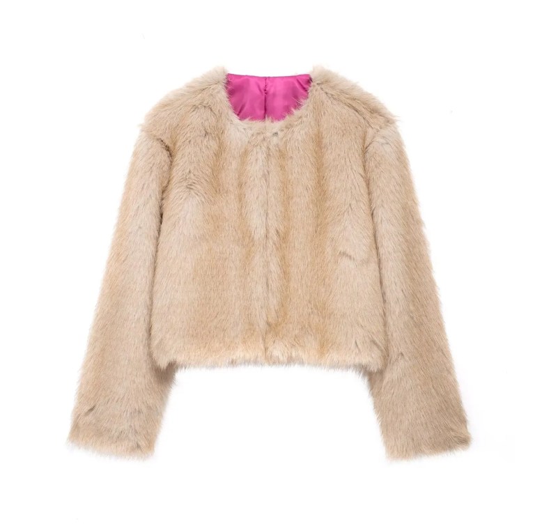 Women Faux Fur Cream Vintage Round Collar Jacket Women Faux Fur Cream Vintage Round Collar Jacket