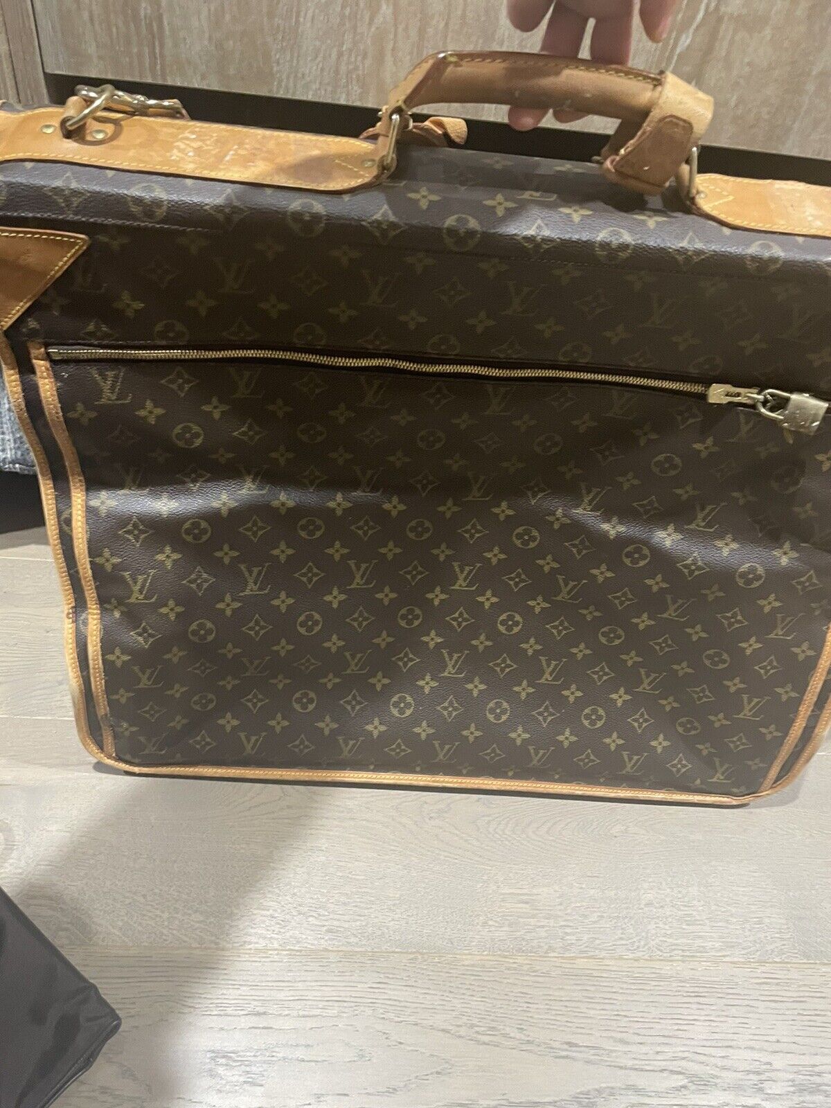 Authentic louis vuitton vintage large garment carrier bag