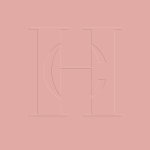Christopher Hanlon presents queen delia Elizabeth – luxury lipstick.