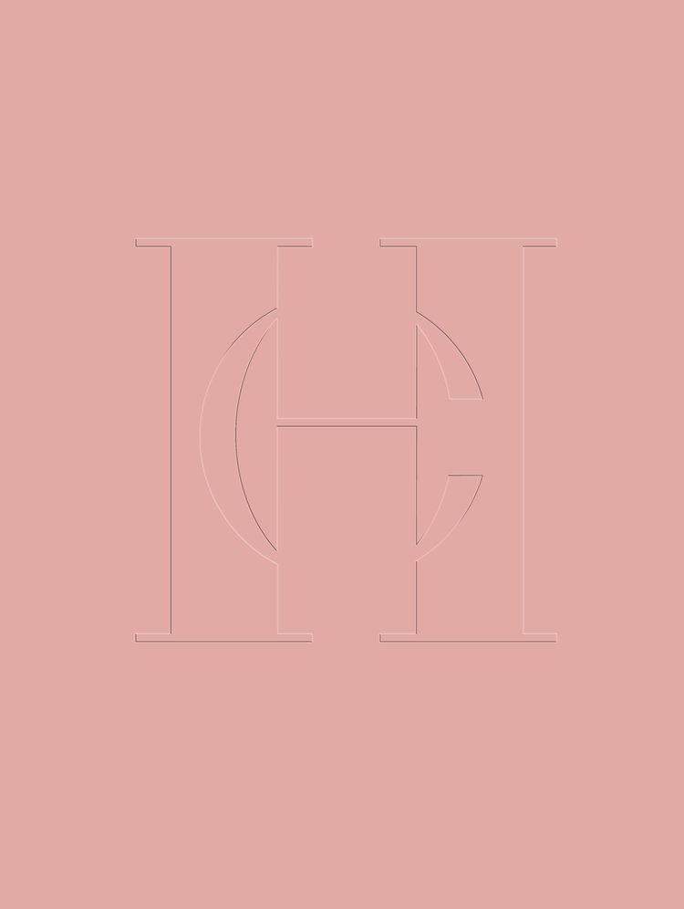 Christopher Hanlon presents queen delia Elizabeth – luxury lipstick.