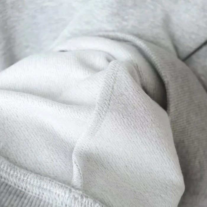 Women’s Round-Neck Long Sleeve Oversize Loose Pullover Top Women’s Round-Neck Long Sleeve Oversize Loose Pullover Top