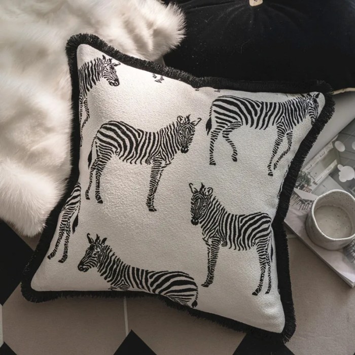 Zebra Print Pillow Cover Cushion – Cas Home Zebra Print Pillow Cover Cushion – Cas Home