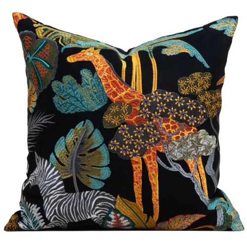 Jungle Giraffe Retro Embroidered Cushion Case – Home Decor