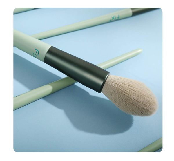 FIX -13 Pcs Makeup Brushes Sets Synthetic Foundation Blending Concealer Eye Shadow