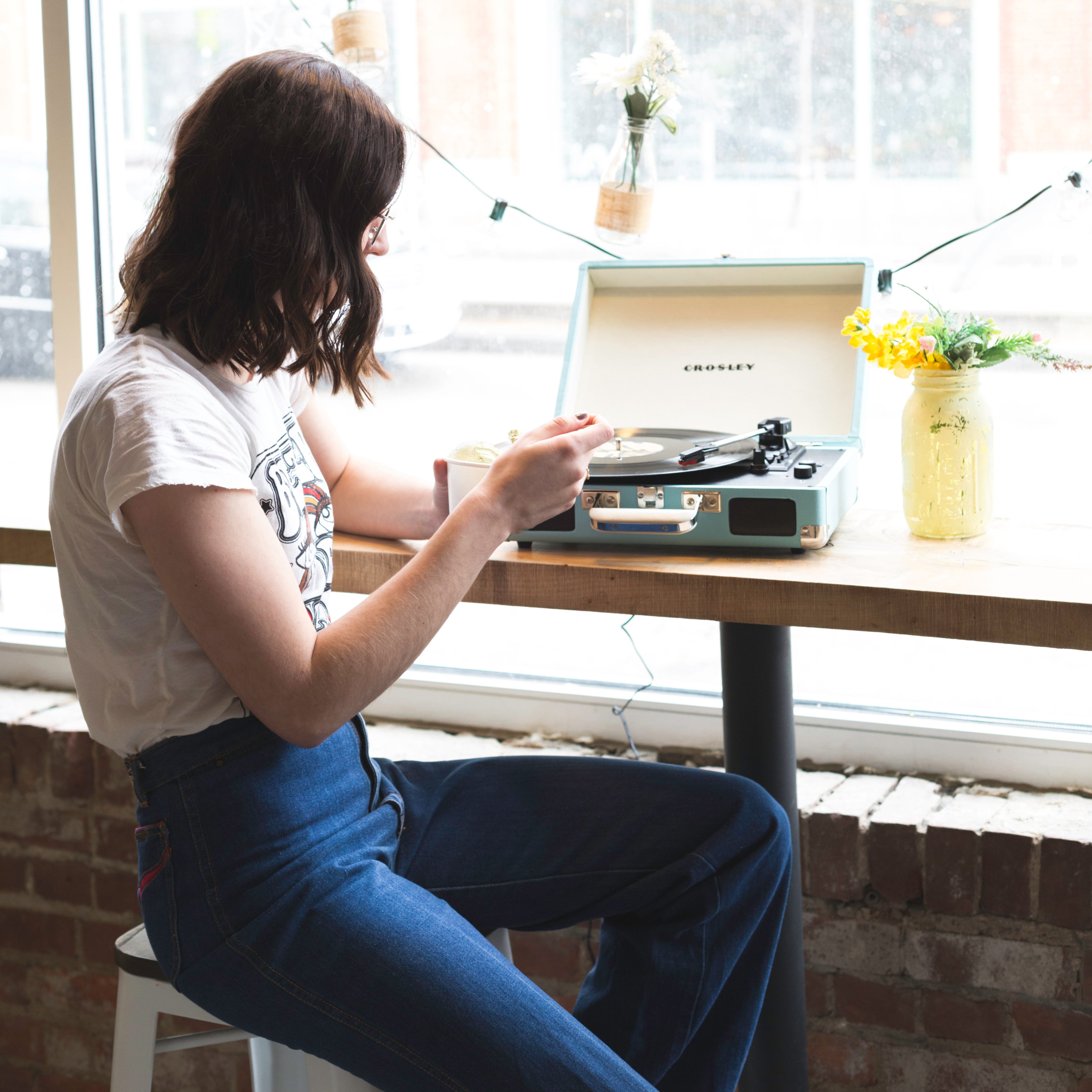 Crosley Cruiser Bluetooth Portable Turntable – Turquoise + Bundled Majority D40 Bluetooth Speakers