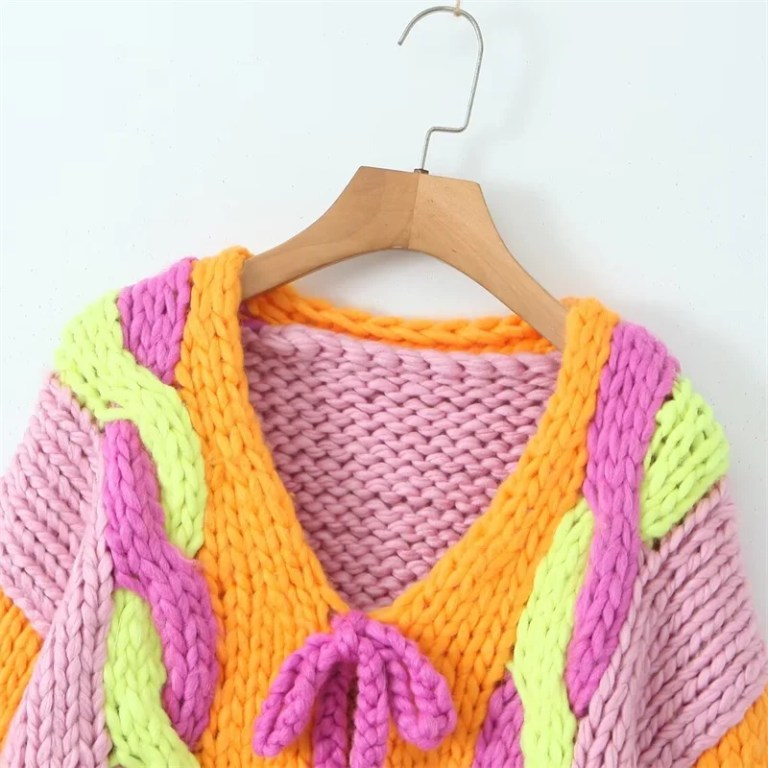 KEYANKETIAN Winter Handmade Sweater Boho Holiday wind Contrast Color Coarse Yarn Twist Knit Cardigans