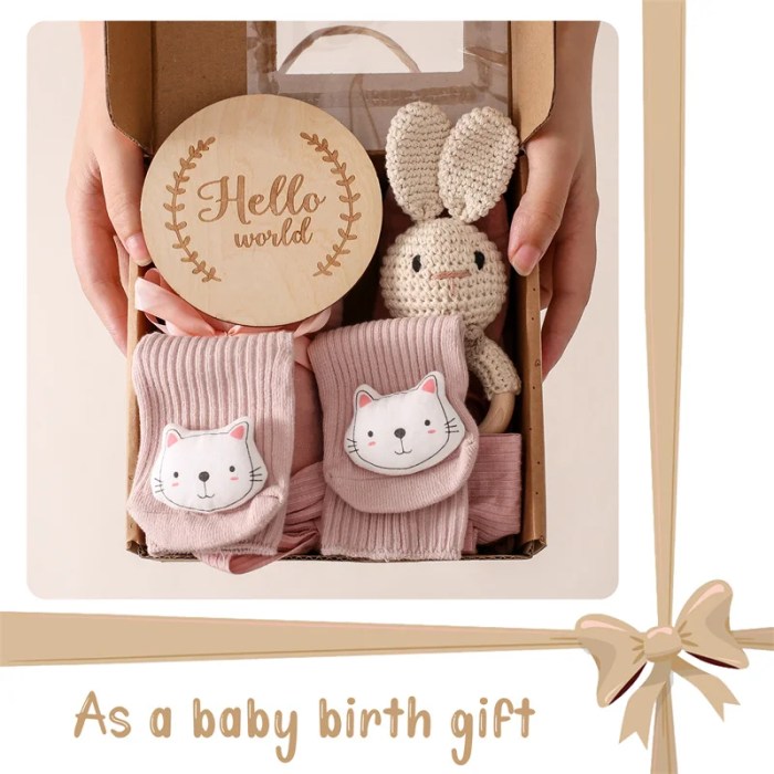 Newborn baby Gift Set With Teether and Milestone Cards Newborn baby Gift Set With Teether and Milestone Cards