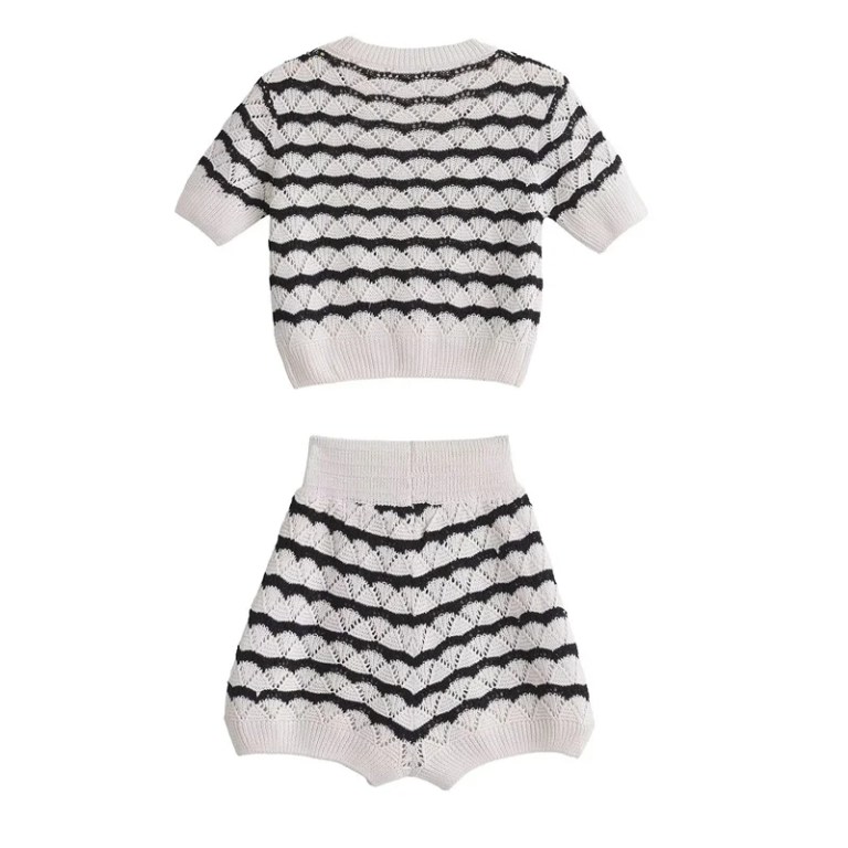 Women’s Knit Strip Top – Shorts Sets Women’s Knit Strip Top – Shorts Sets