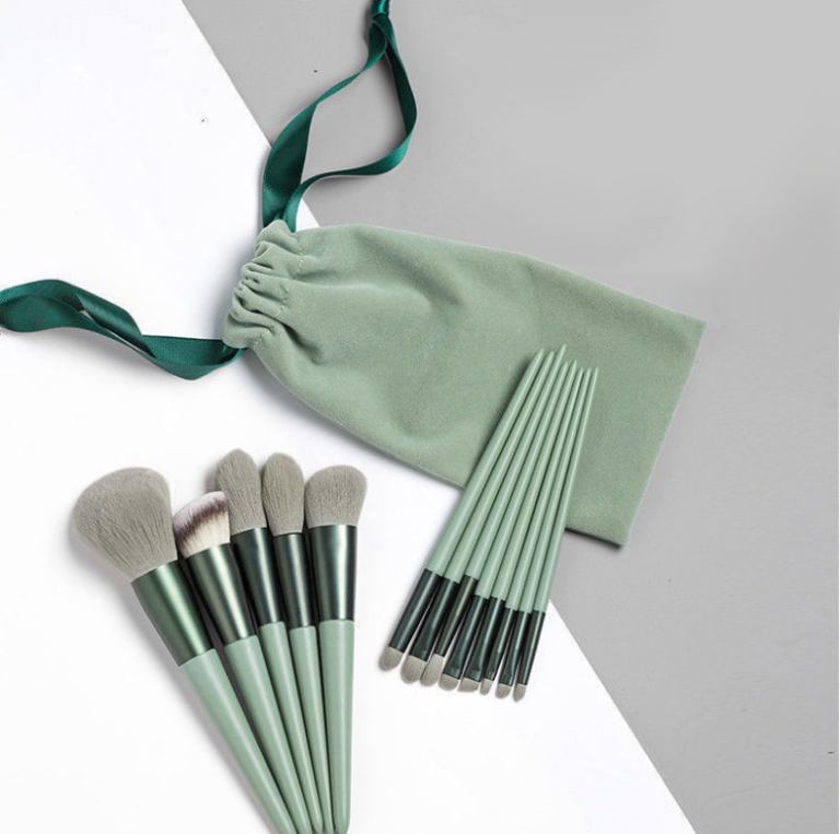 Professional Make Up Brushes Set 13pcs Beauty Foundation Eye Shadow Professional Make Up Brushes Set 13pcs Beauty Foundation Eye Shadow