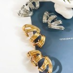 peri's vintage multi layered full ear irregular hoop earrings Peri's Vintage Multi-layered Full Ear Irregular Hoop Earrings 3