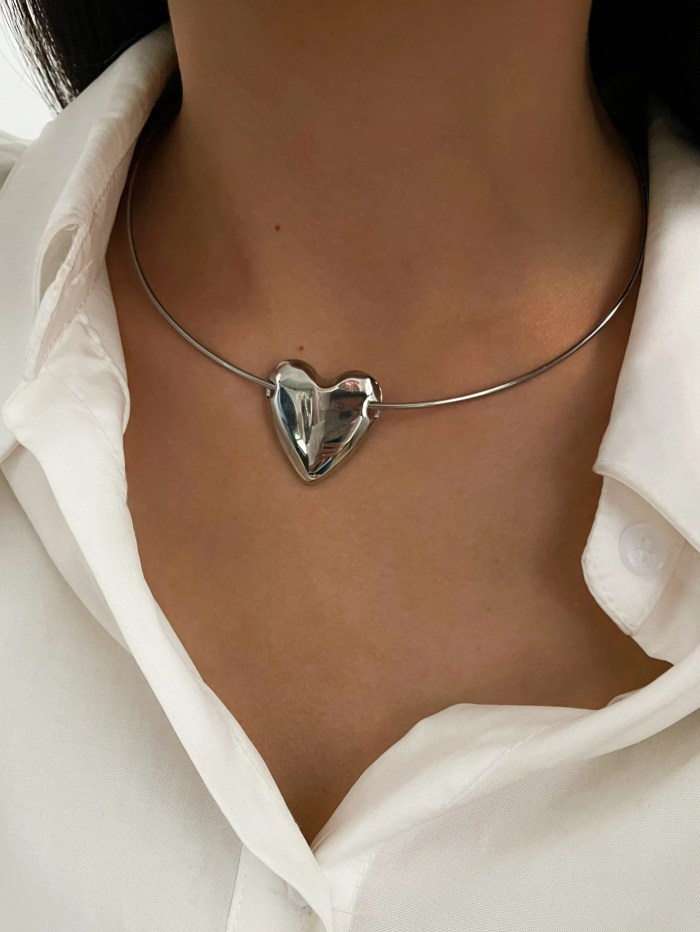 peri's stainless steel silver plated choker heart pendant necklace Peri's Stainless Steel Silver Plated Choker Heart Pendant Necklace 3