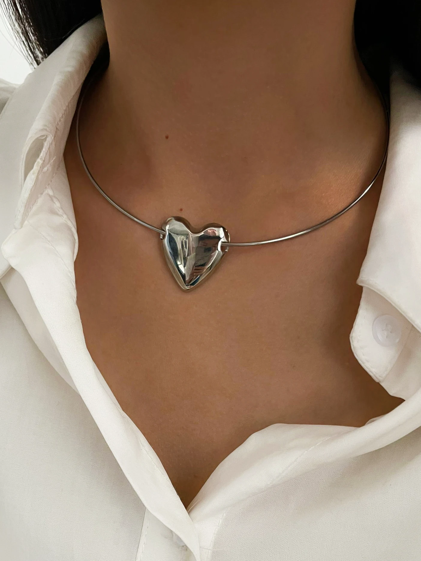 Peri's Stainless Steel Silver Plated Choker Heart Pendant Necklace 3