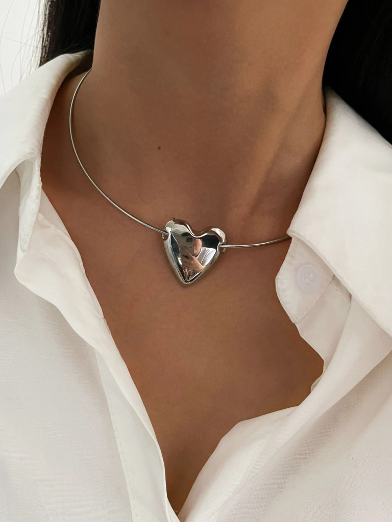 Peri's Stainless Steel Silver Plated Choker Heart Pendant Necklace 2