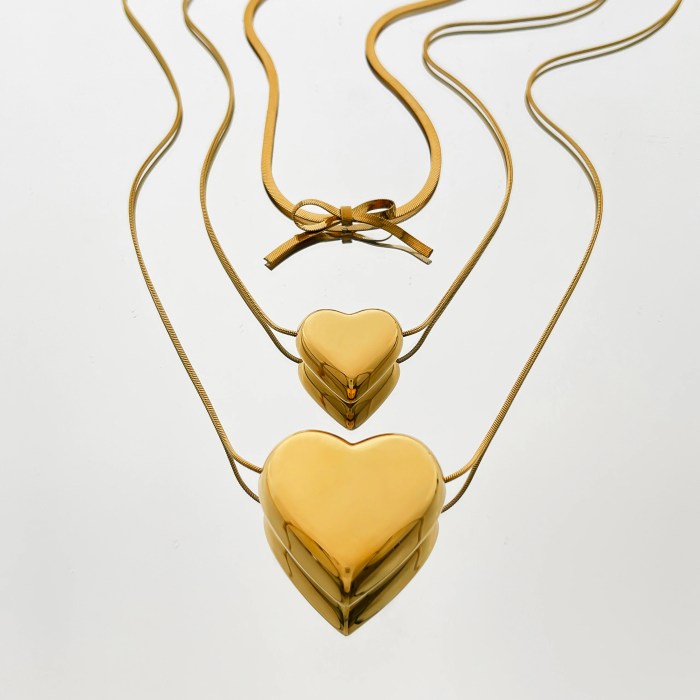 peri's stainless steel thin chain heart pendant necklace Peri's Stainless Steel Thin Chain Heart Pendant Necklace