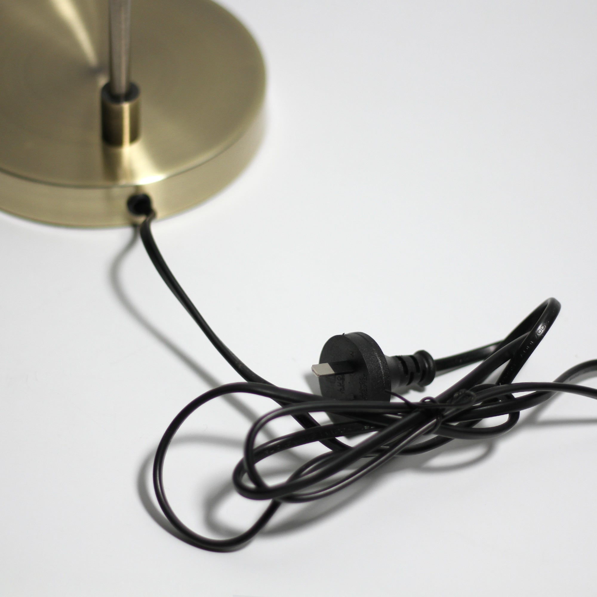 Sarla Table Lamp – Antique Brass