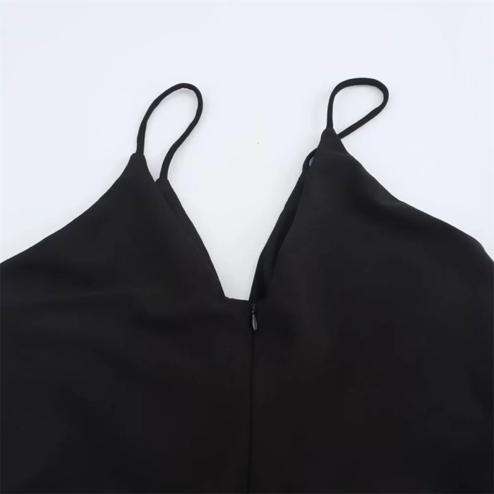 zach women's solid color sleeveless v neck crepe strap jumpsuit Zach Women's Solid Color Sleeveless V-Neck Crepe Strap Jumpsuit 5