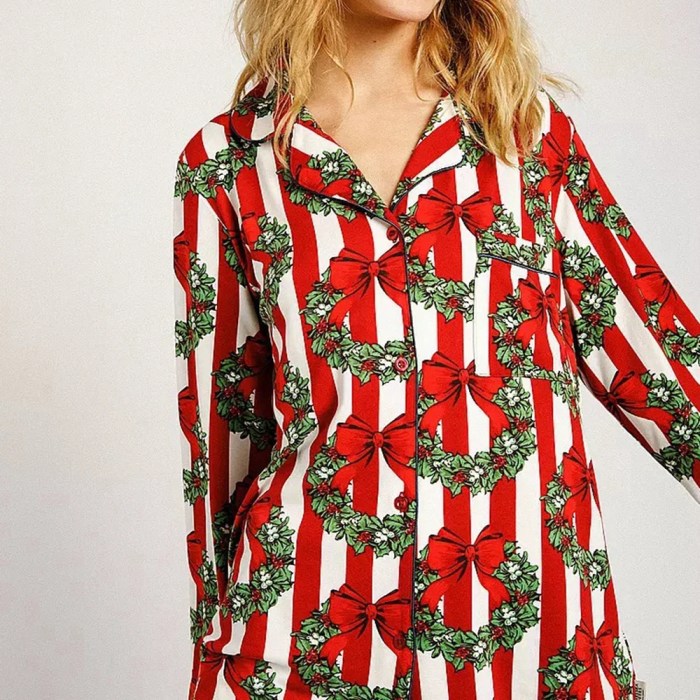 women’s 2 piece christmas pyjama set long sleeve stripes Women’s 2 Piece Christmas Pyjama Set Long Sleeve Stripes
