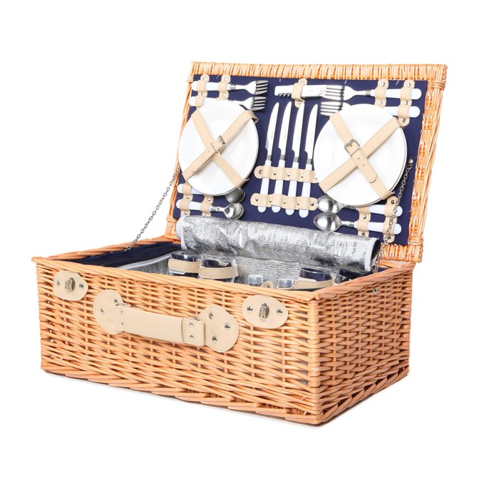 alfresco 4 person picnic basket set insulated blanket alfresco 4 person picnic basket set insulated blanket