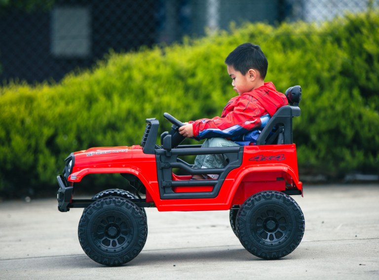 jeep inspired remote controlled ride on electric car (red) jeep inspired remote controlled ride on electric car (red)