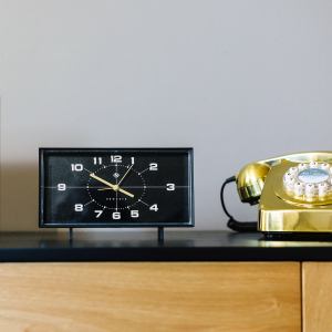 newgate wideboy alarm black reverse dial