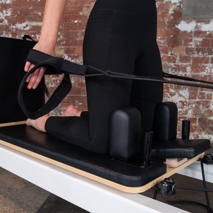 lifespan fitness contour pro studio aluminium reformer pilates bed set lifespan fitness contour pro studio aluminium reformer pilates bed set